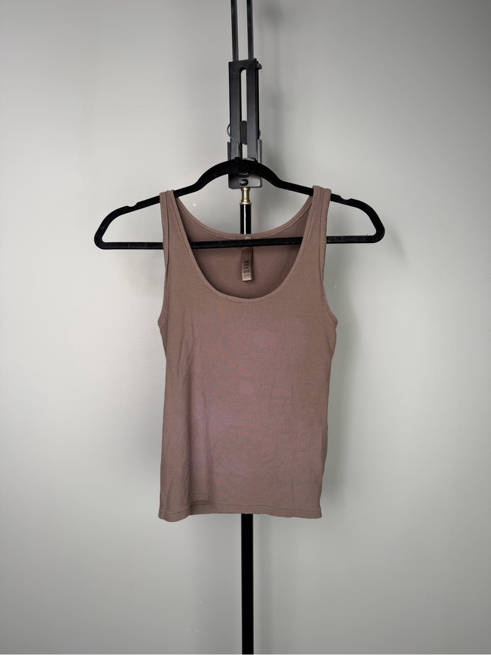 SKIMS soft lounge tank top  - Taupe